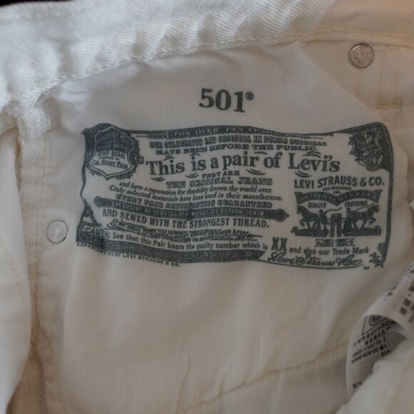 Levis 501 Distressed White High-Rise Jeans Size‎ W28 L30 Vintage Inspired - Picture 9 of 11